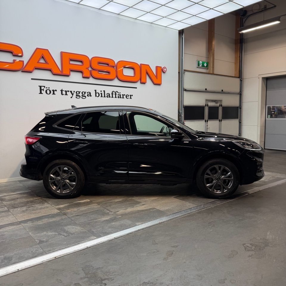 Ford Kuga 2.5 Plugin-Hybrid ST-Line 2023, photo 3/12