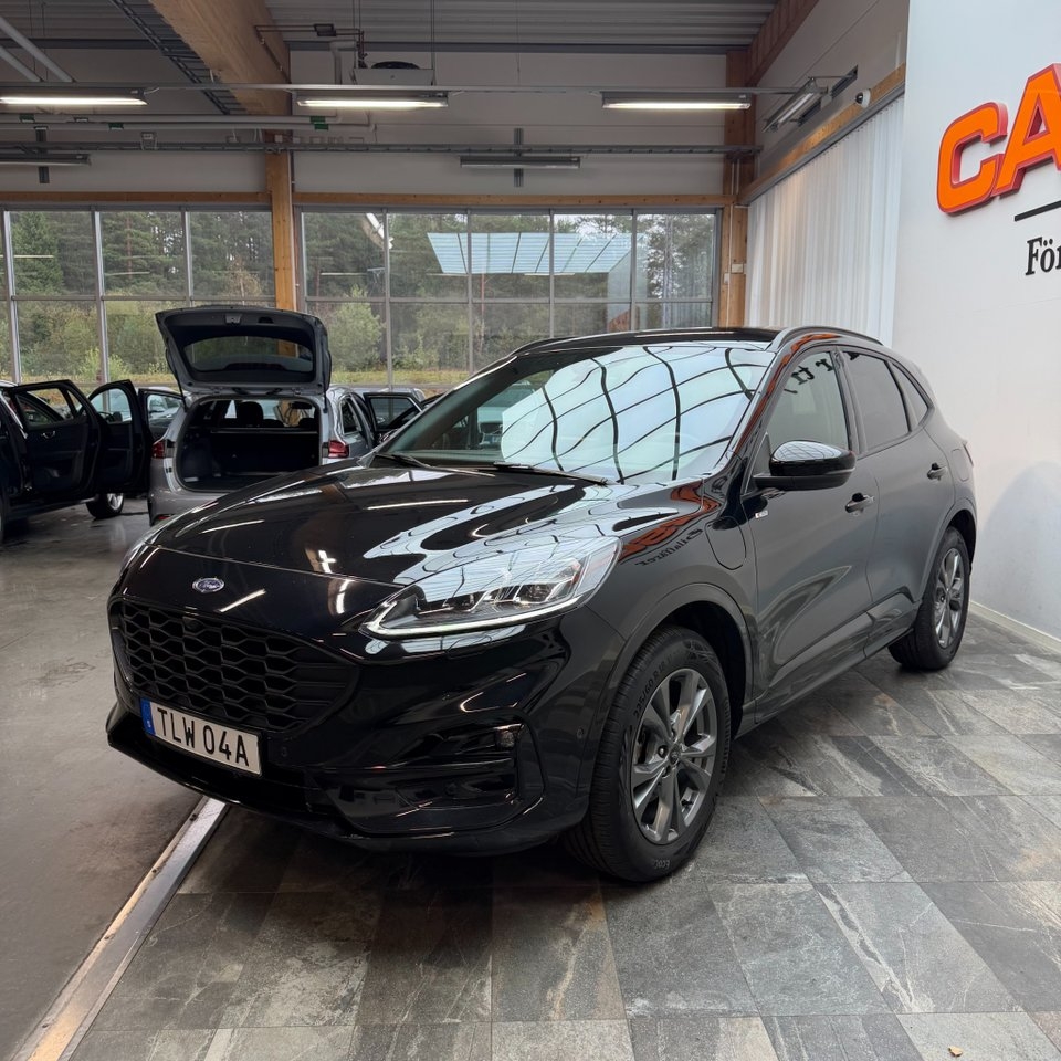 Ford Kuga 2.5 Plugin-Hybrid ST-Line 2023, photo 5/12