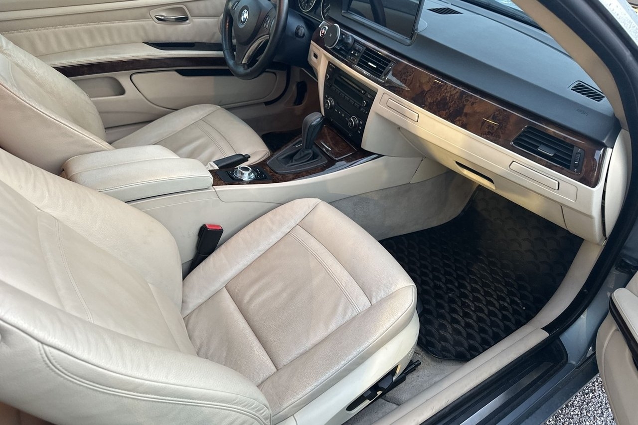 BMW 325i Comfort 2008, photo 3/10