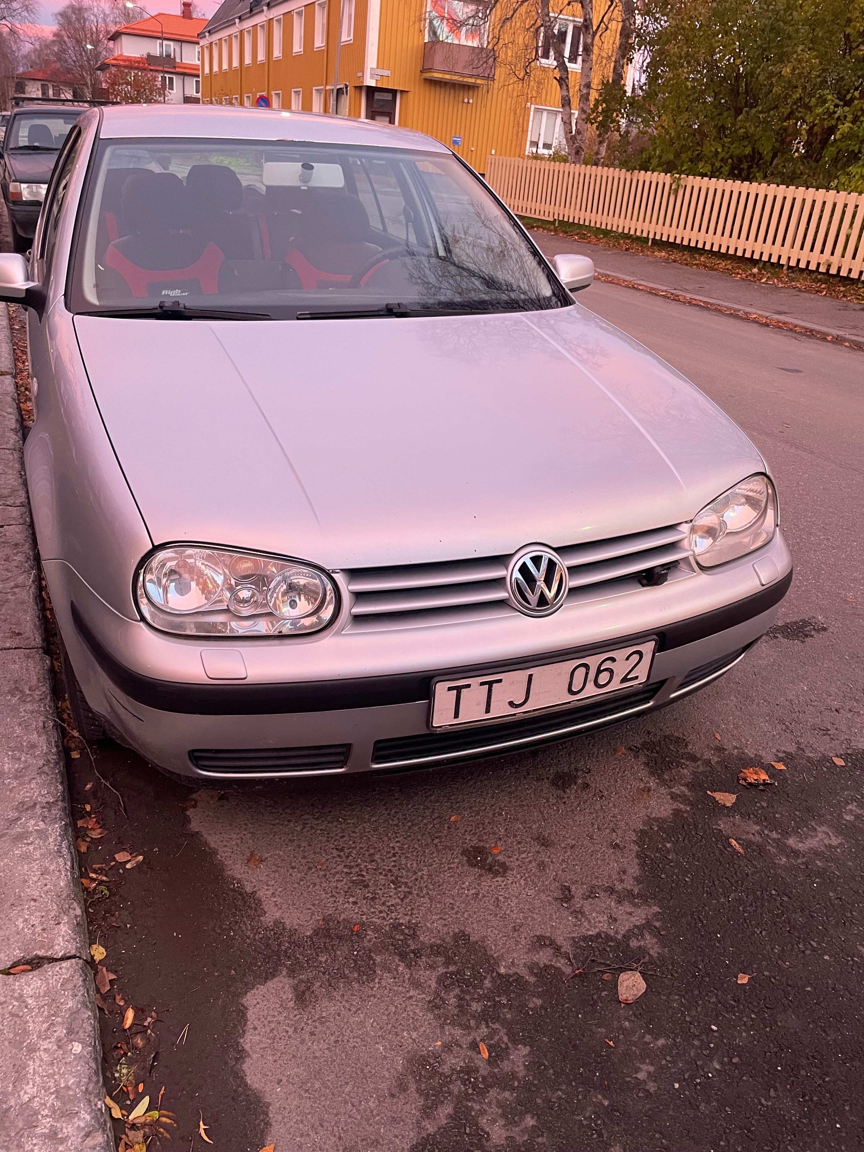 Volkswagen Golf 1.6 2003, bild 4/4