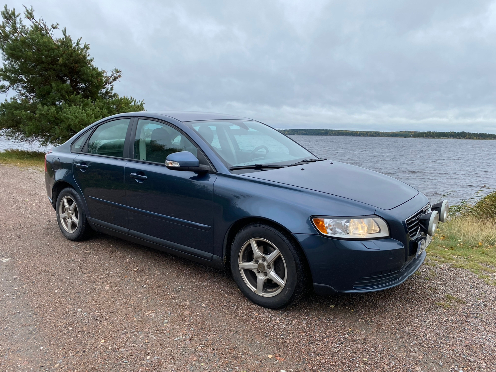 Volvo S40 2.0F Manuell 2010, bild 2/7