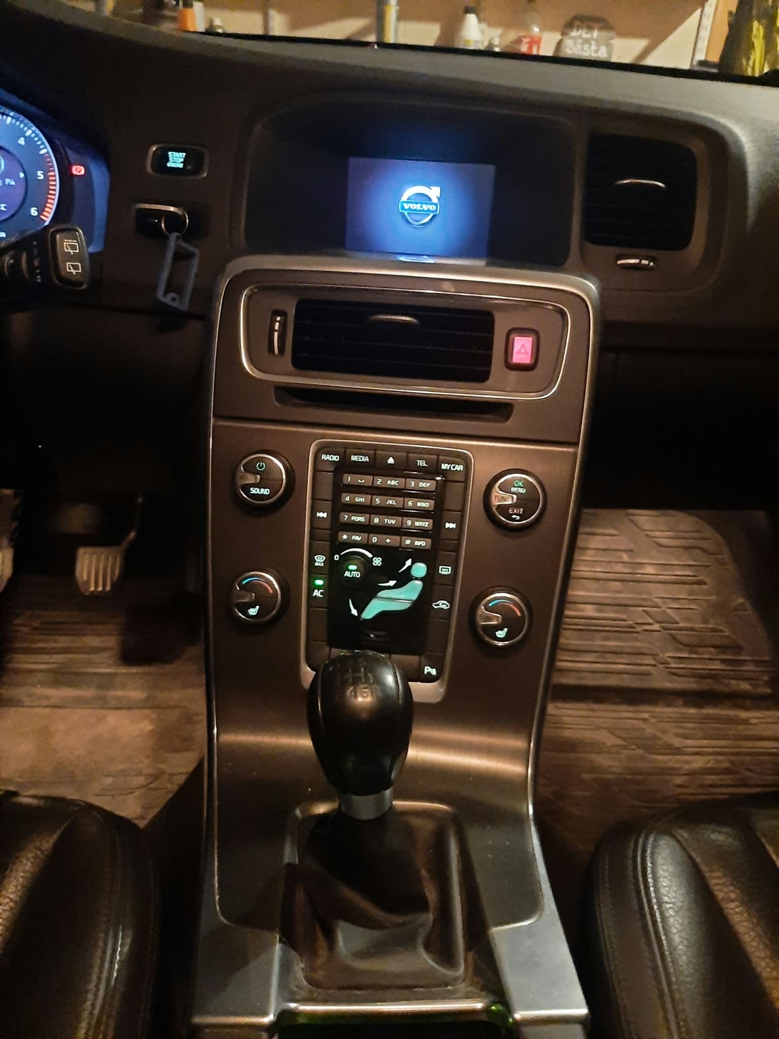 Volvo V60 2013, bild 7/9