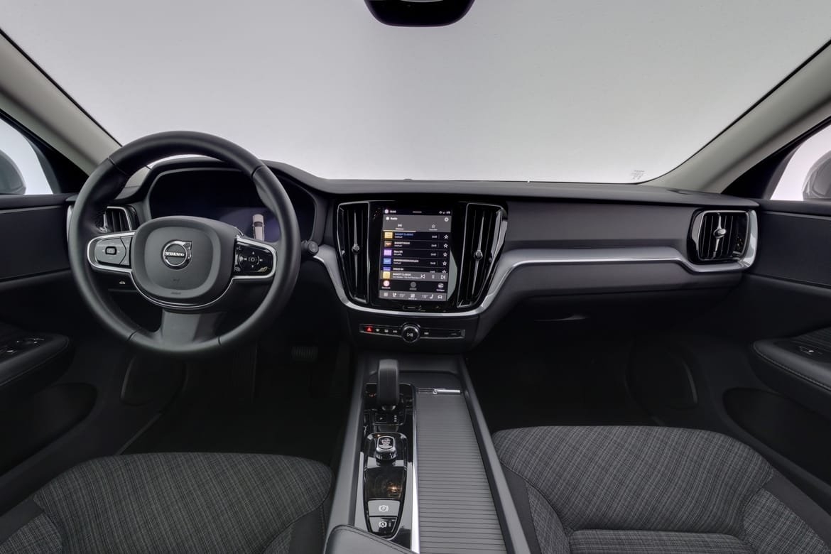 Volvo V60 Cross Country B5 Core 2024, bild 7/10