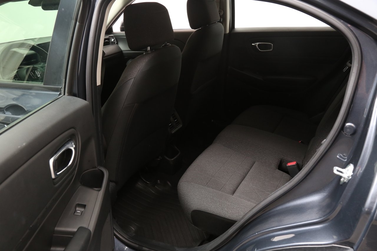 Honda HR-V 1.5 i-MMD e:HEV Elegance 2024, photo 15/16