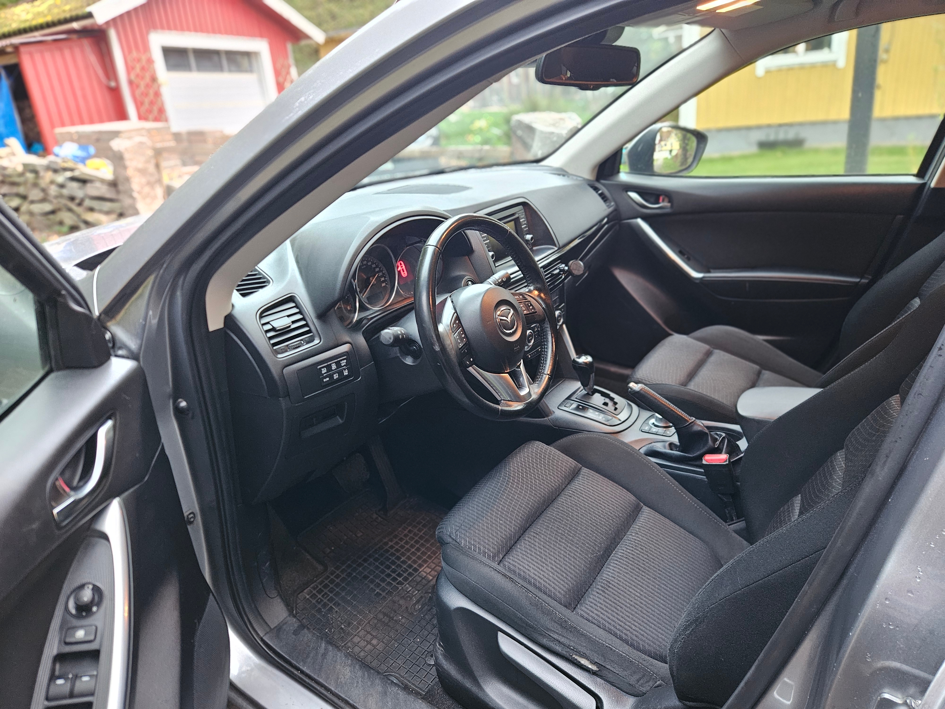 Mazda CX-5 2.2 SKYACTIV-D AWD Automatisk 2013, bild 5/8
