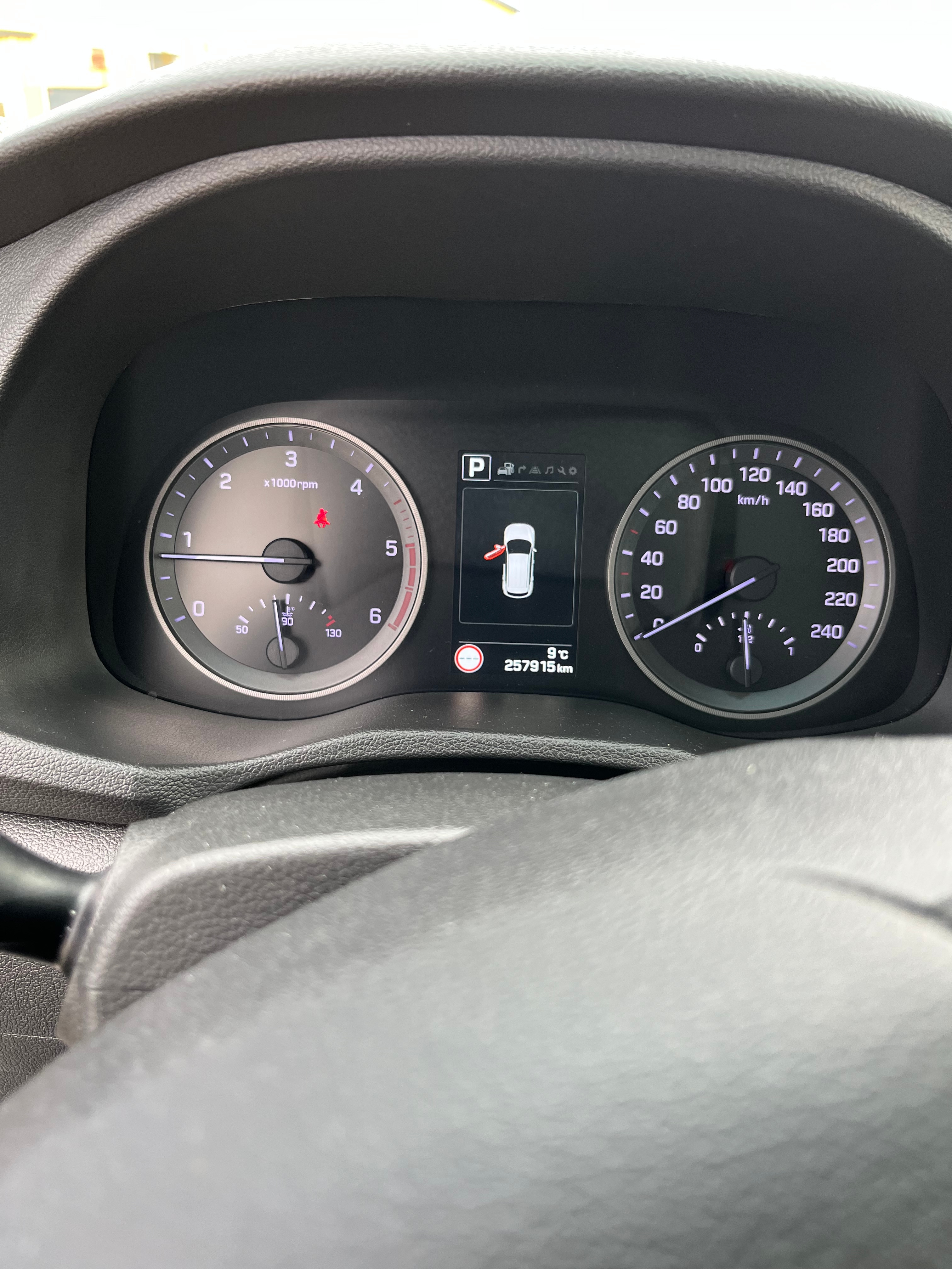 Hyundai Tucson 2.0 CRDi 2016, kuva 3/8