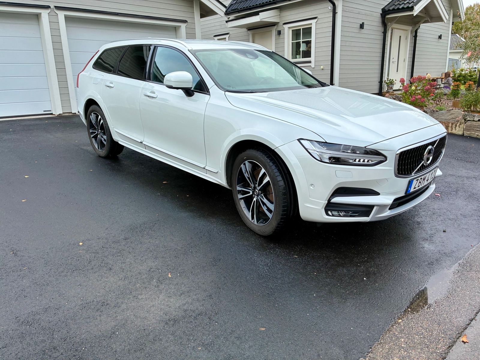 Volvo V90 Cross Country