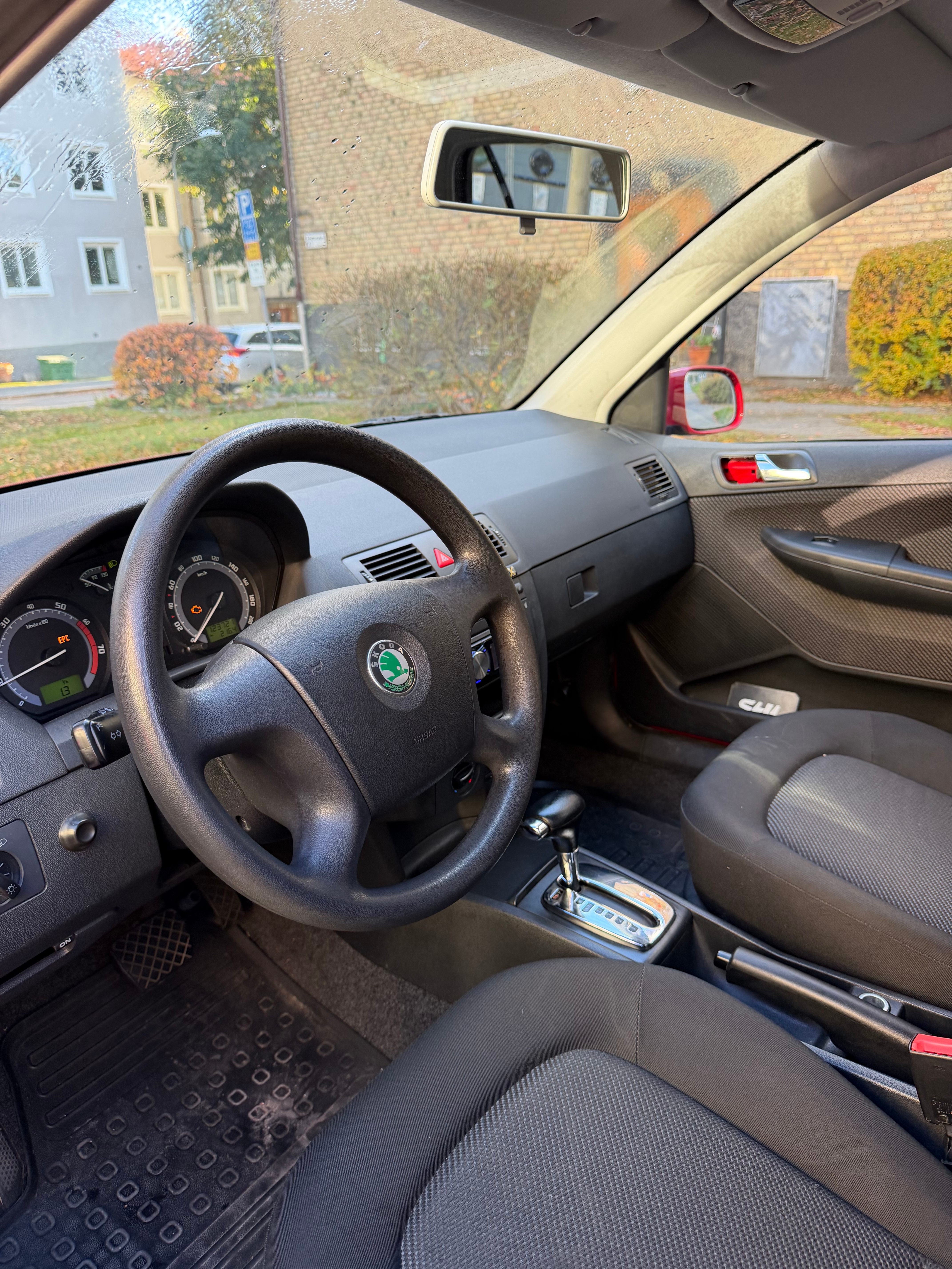 Skoda Fabia 1.4 16V 2005, kuva 6/10
