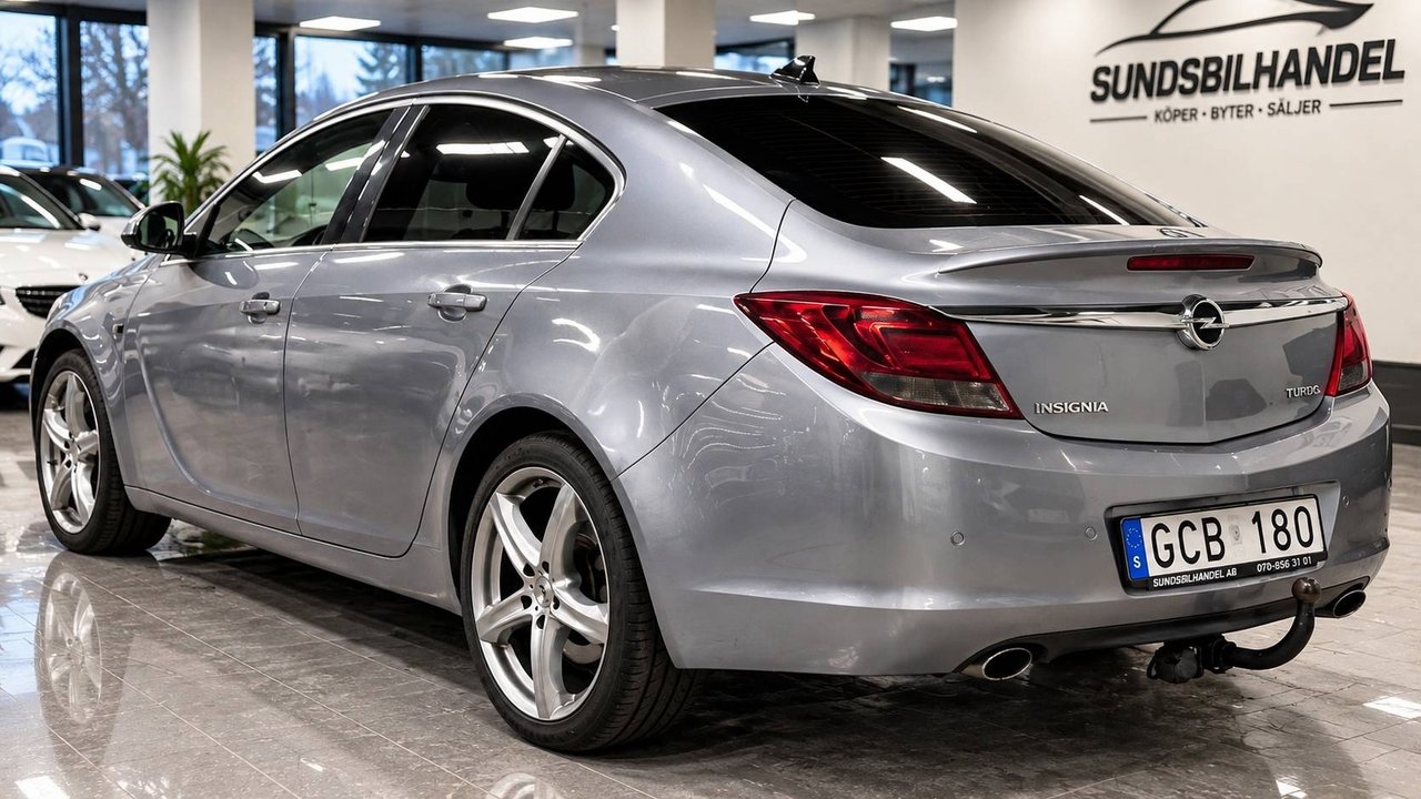 Opel Insignia 2.0 Turbo Edition Drag 2009, bild 4/10