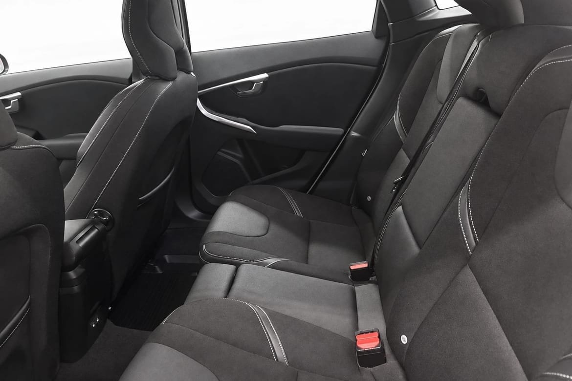 Volvo V40 T3 Momentum 2015, kuva 7/10