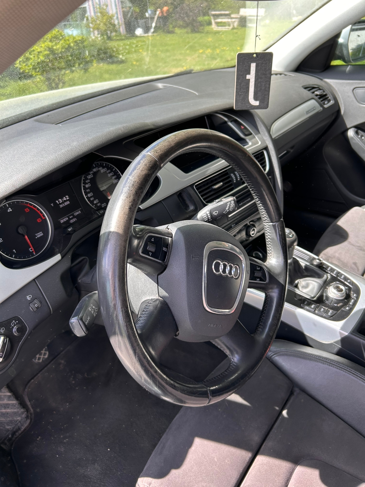 Audi A4 2011, bild 3/4