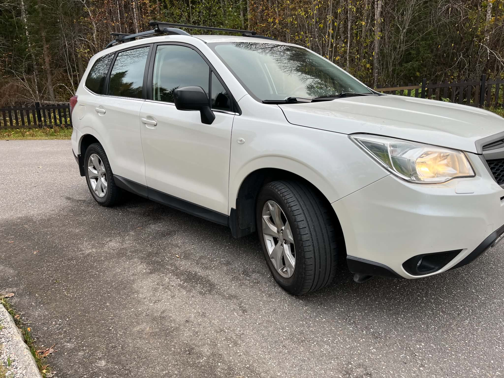 Subaru Forester 2.0 4WD Manuell 2014, bild 2/9