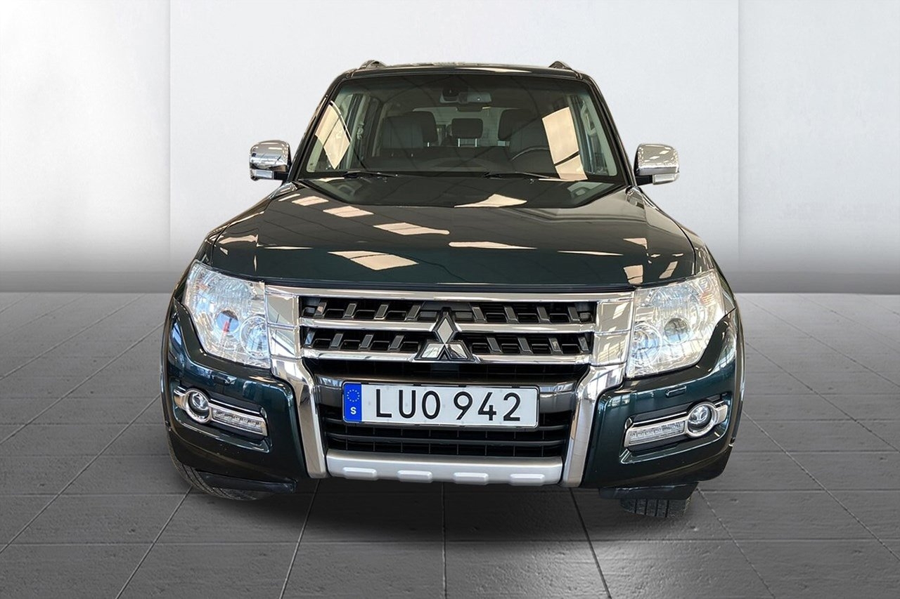Mitsubishi Pajero 3.2 DI-D 2015, bild 3/10