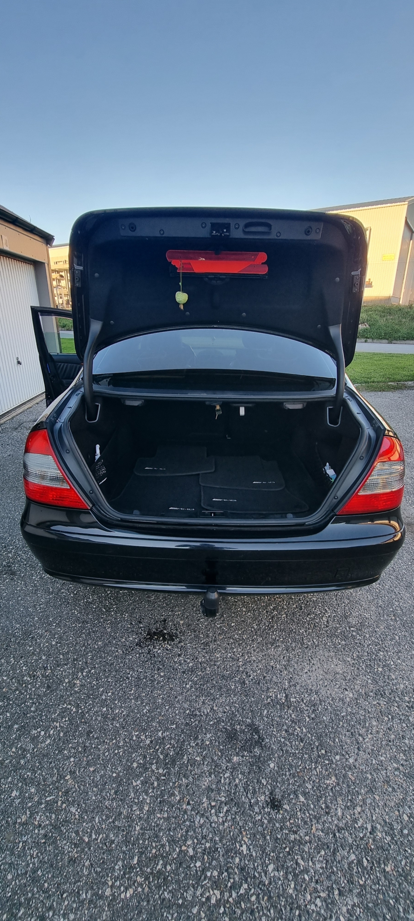Mercedes-Benz E 200 Kompressor 2007, bild 4/10