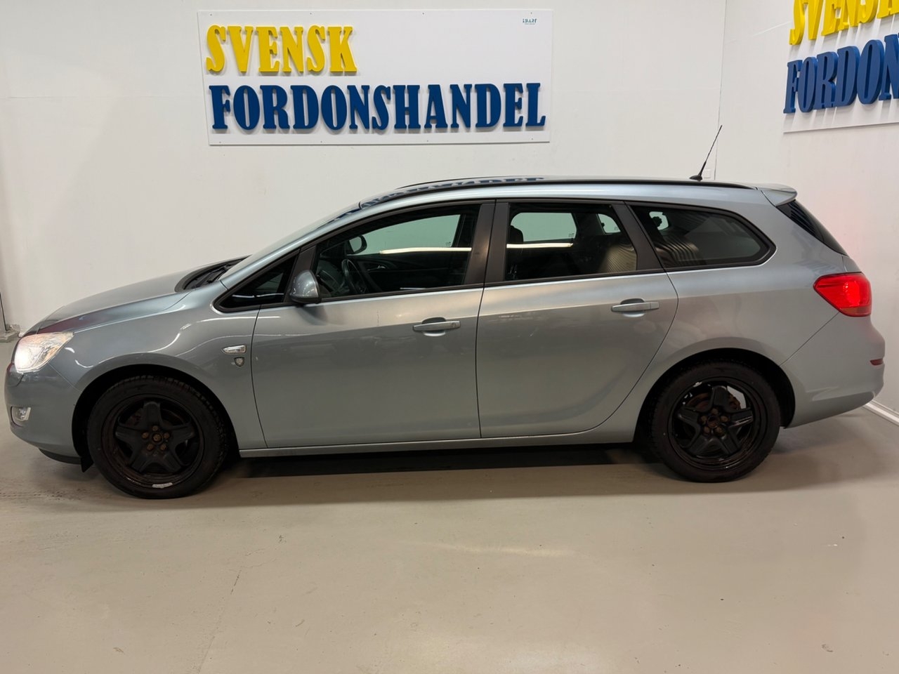 Opel Astra 1.4 Turbo Enjoy 2011, photo 6/10