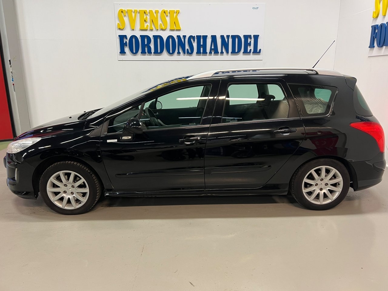 Peugeot 308 155 THP 2010, kuva 4/10