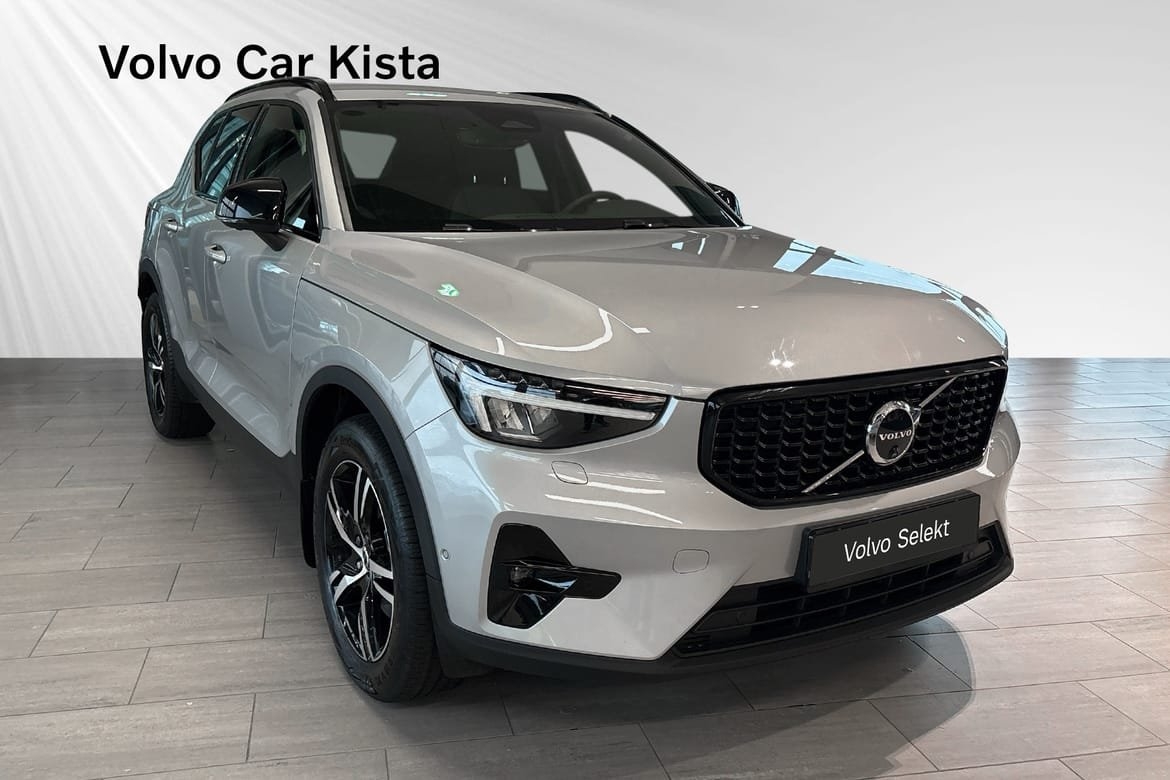 Volvo XC40 B3 Plus Dark 2025, bild 6/32