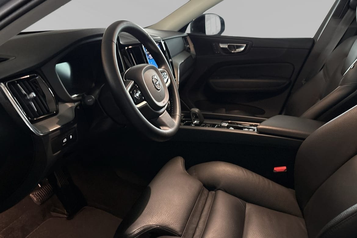 Volvo XC60 T6 Plus Dark Nordic 2025, bild 7/10