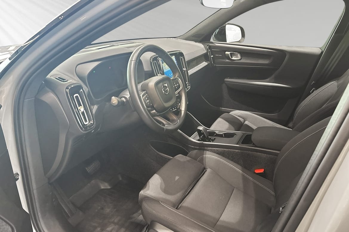 Volvo EX40 Extended Range Ultra 2025, bild 7/33