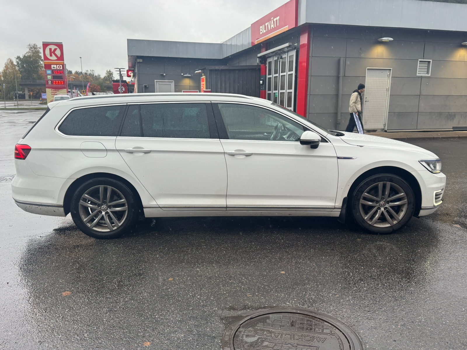 Volkswagen Passat GTE 2017, bild 4/10