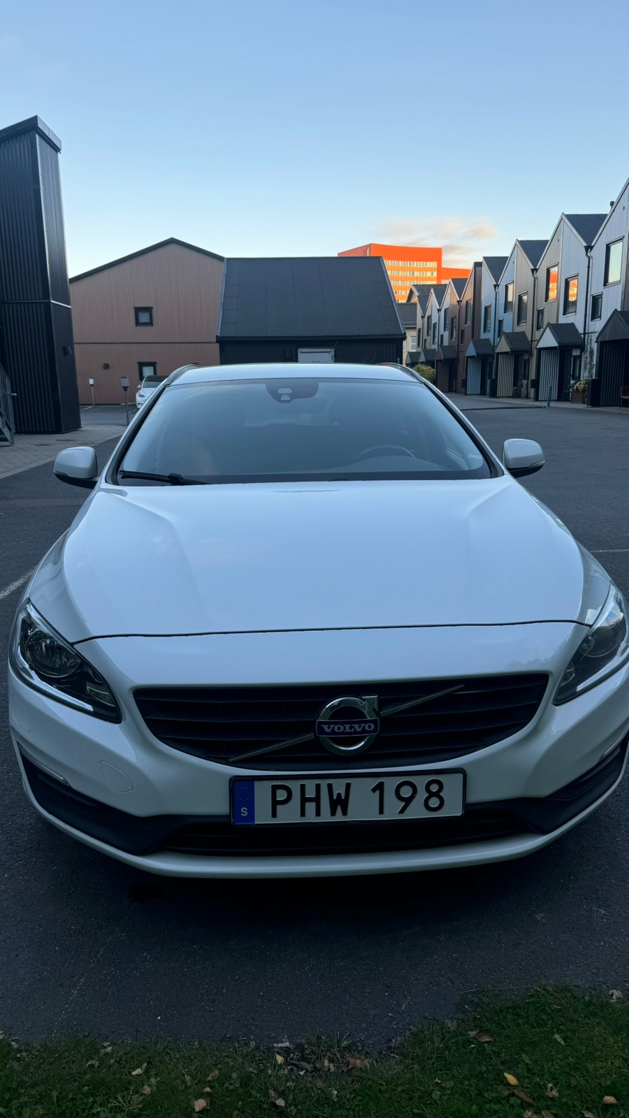 Volvo V60 D4 AWD Geartronic 2017, bild 5/10