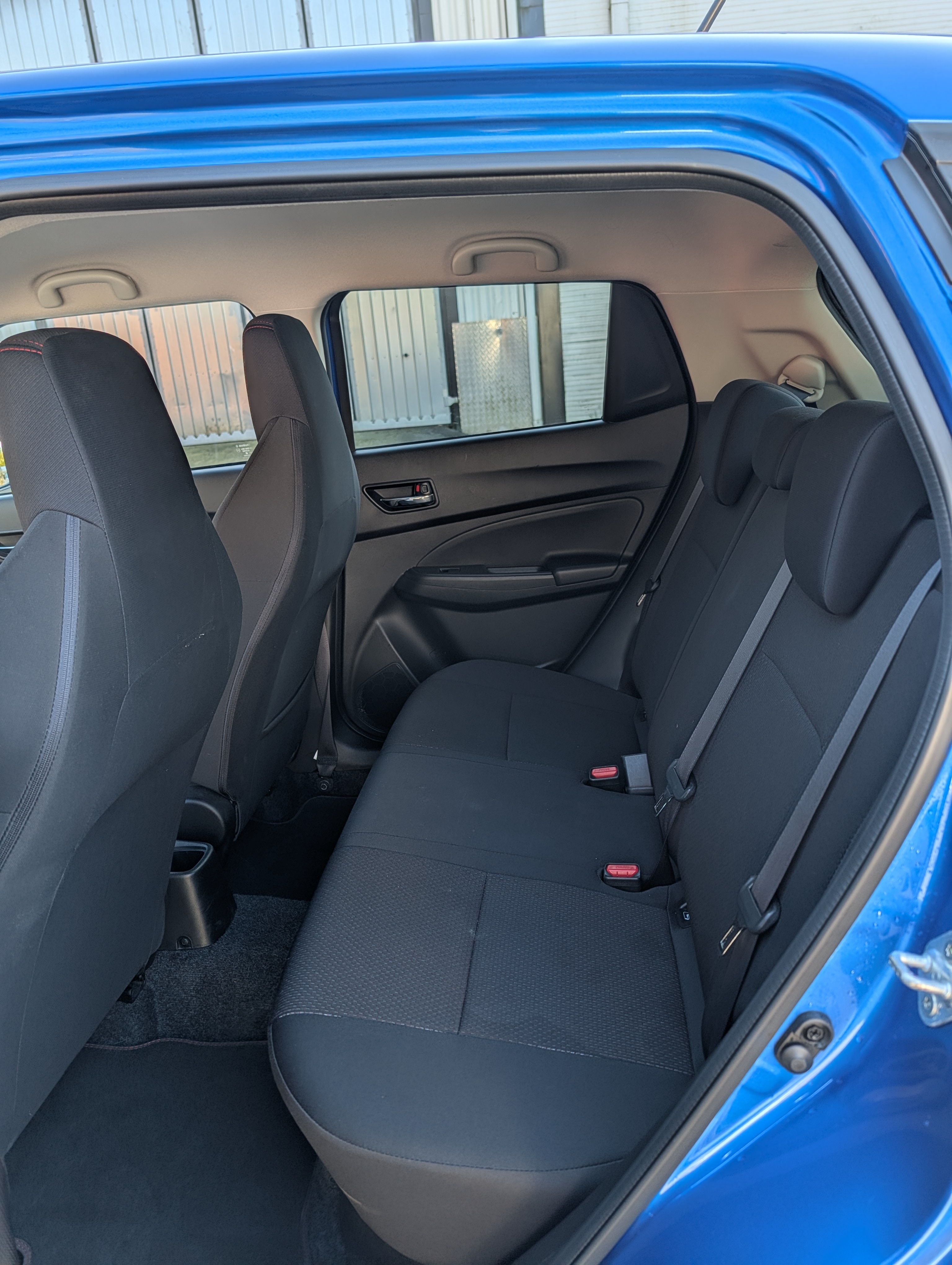 Suzuki Swift 1.4 Boosterjet Hybrid 2021, kuva 10/10