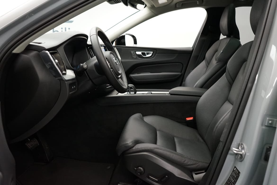 Volvo XC60 T6 Plus Dark 2024, bild 5/10