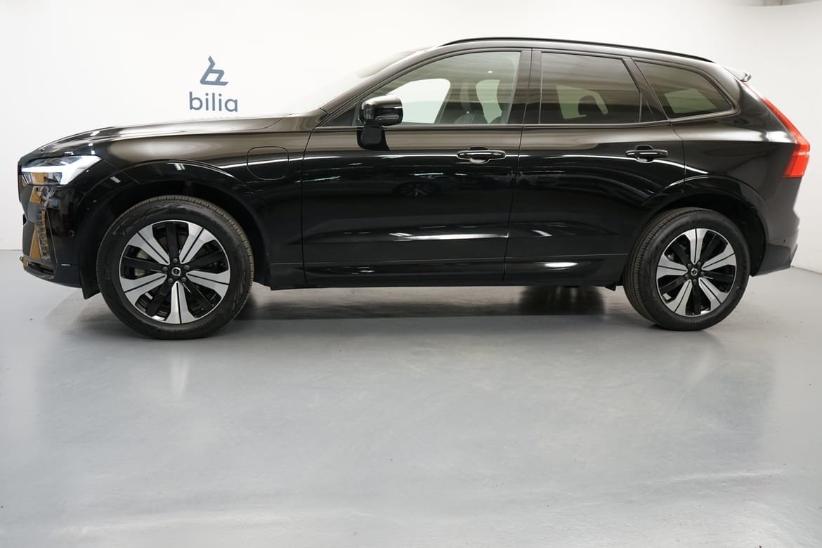 Volvo XC60 T6 Plus Dark Nordic 2025, photo 2/10