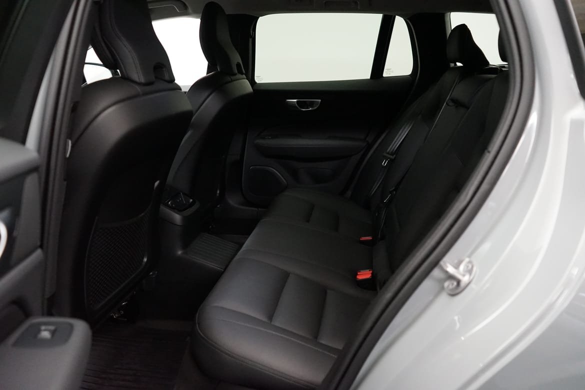 Volvo V60 T6 Plus Dark Nordic 2025, kuva 7/10