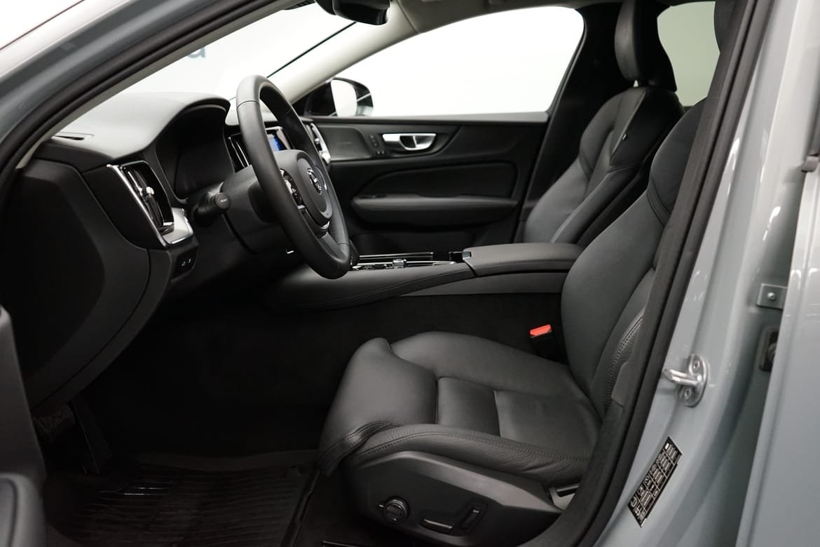 Volvo V60 T6 Plus Dark Nordic 2025, kuva 5/10