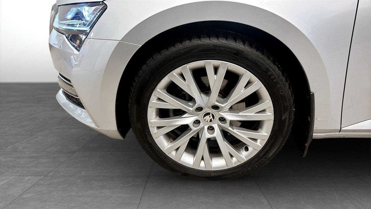 Skoda Superb Style 2024, bild 6/10