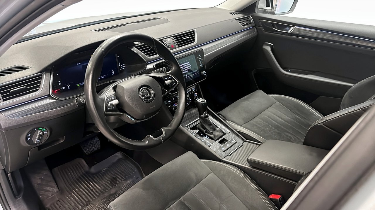 Skoda Superb Style 2024, bild 7/10