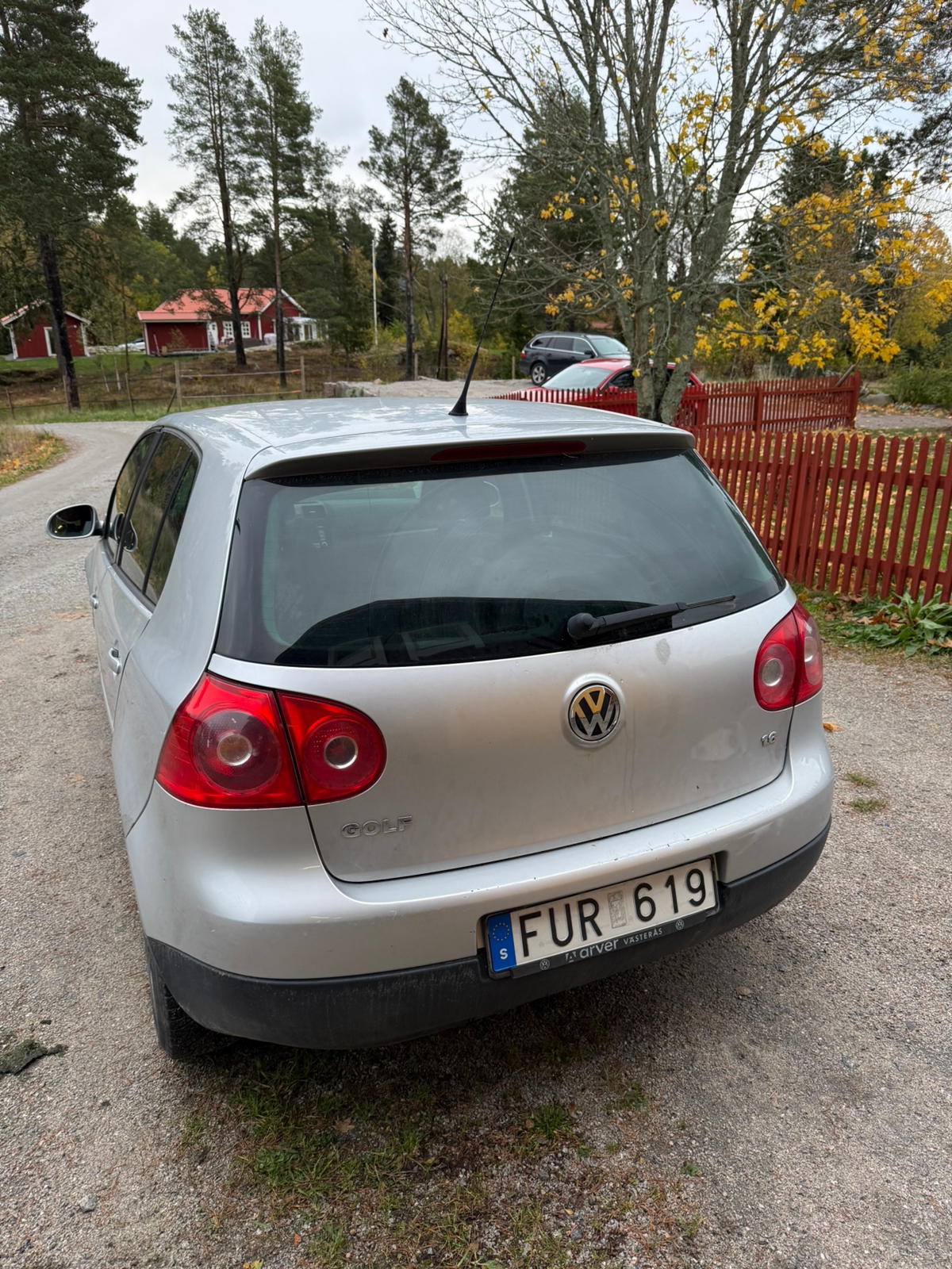 Volkswagen Golf 1.6 2008, photo 2/9