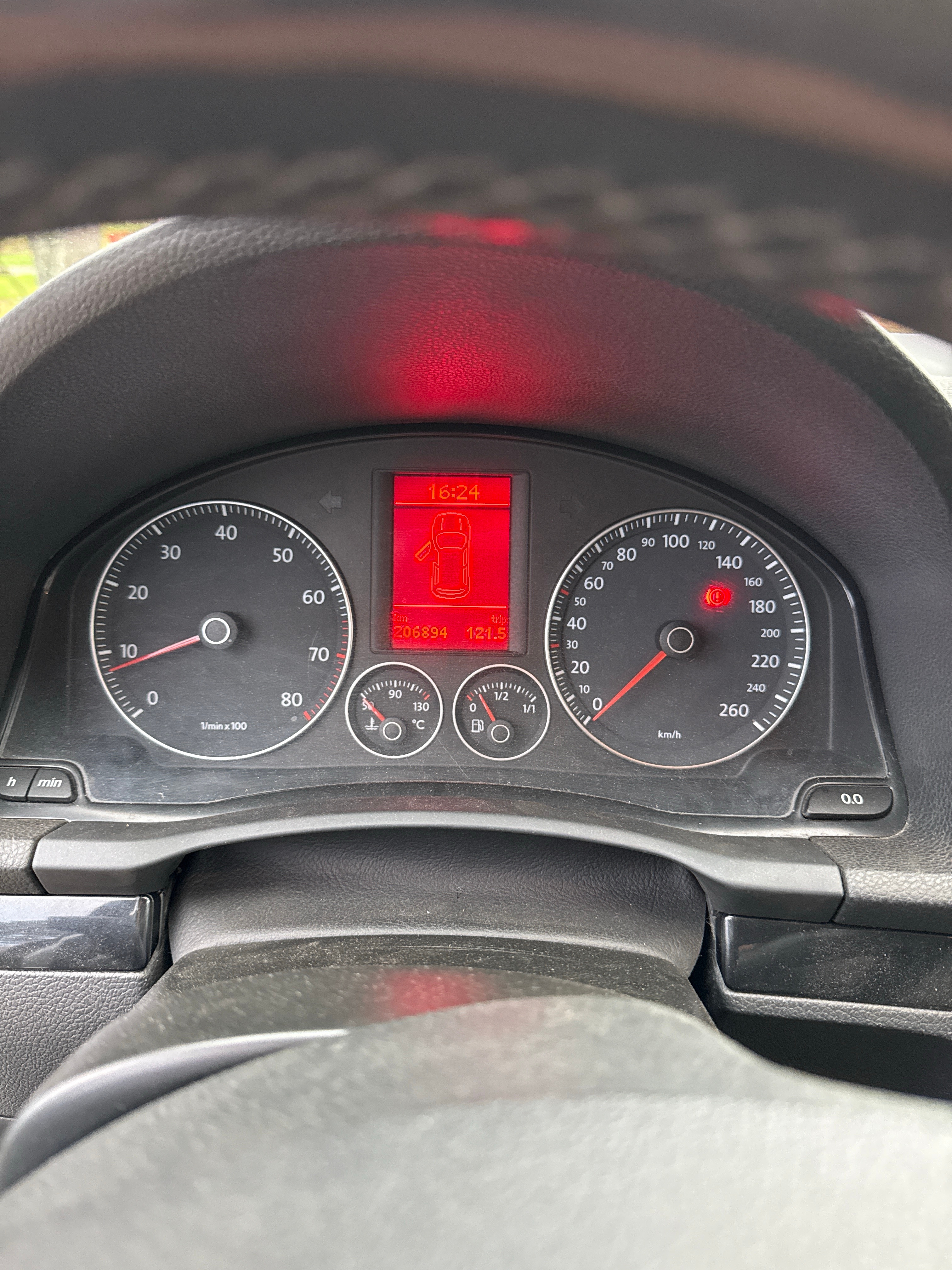 Volkswagen Golf 1.6 2008, photo 6/9