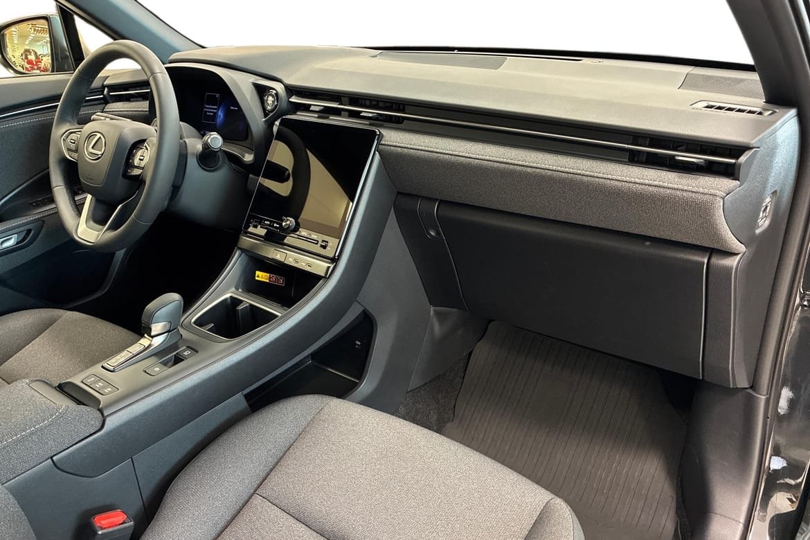 Lexus LBX 2026, bild 6/10
