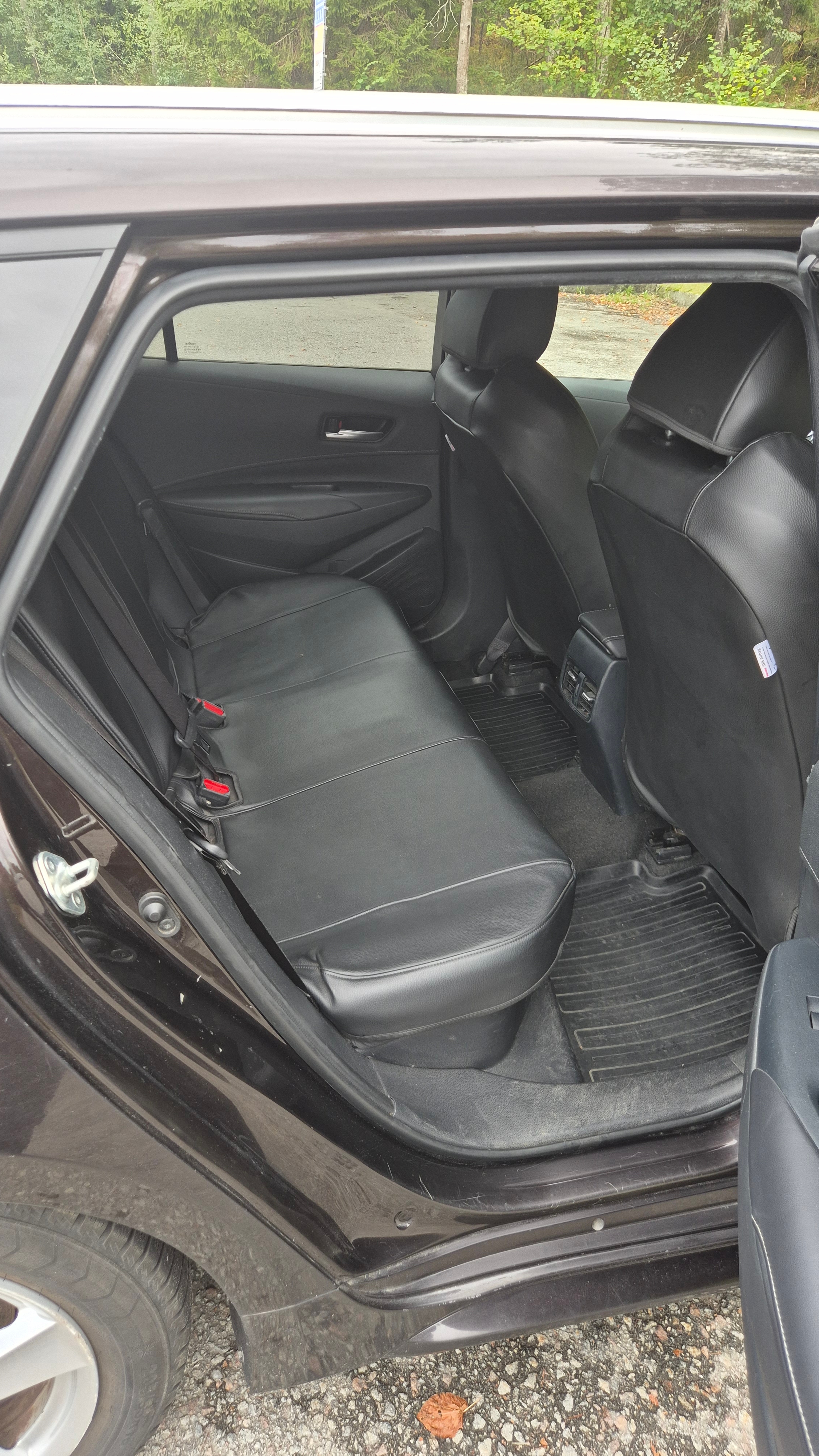 Toyota Corolla 1.8 Hybrid 2020, bild 7/7