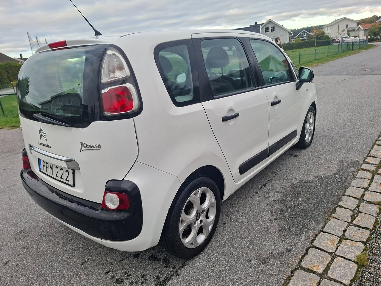 Citroen C3 Picasso 1.6 HDi 92HK 2014, bild 4/10