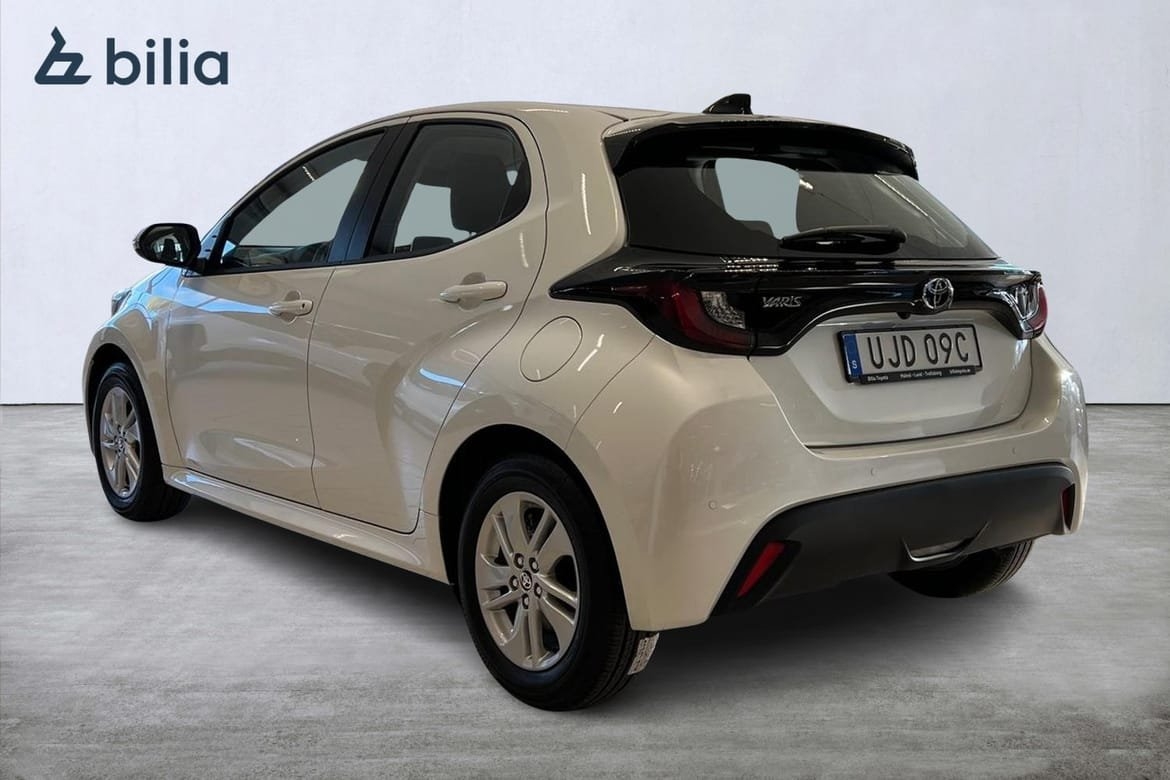 Toyota Yaris 1.5 Hybrid 116 2026, bild 2/21