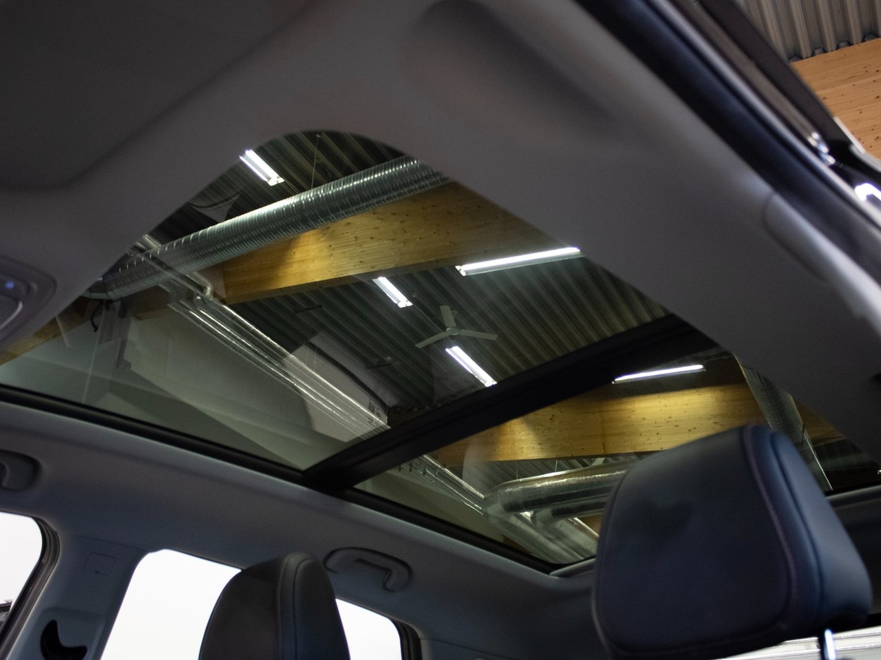 MG ZS EV EV Luxury 2022, bild 7/10