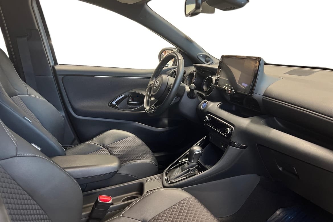 Toyota Yaris 1.5 Hybrid 116 Style 2023, bild 7/10