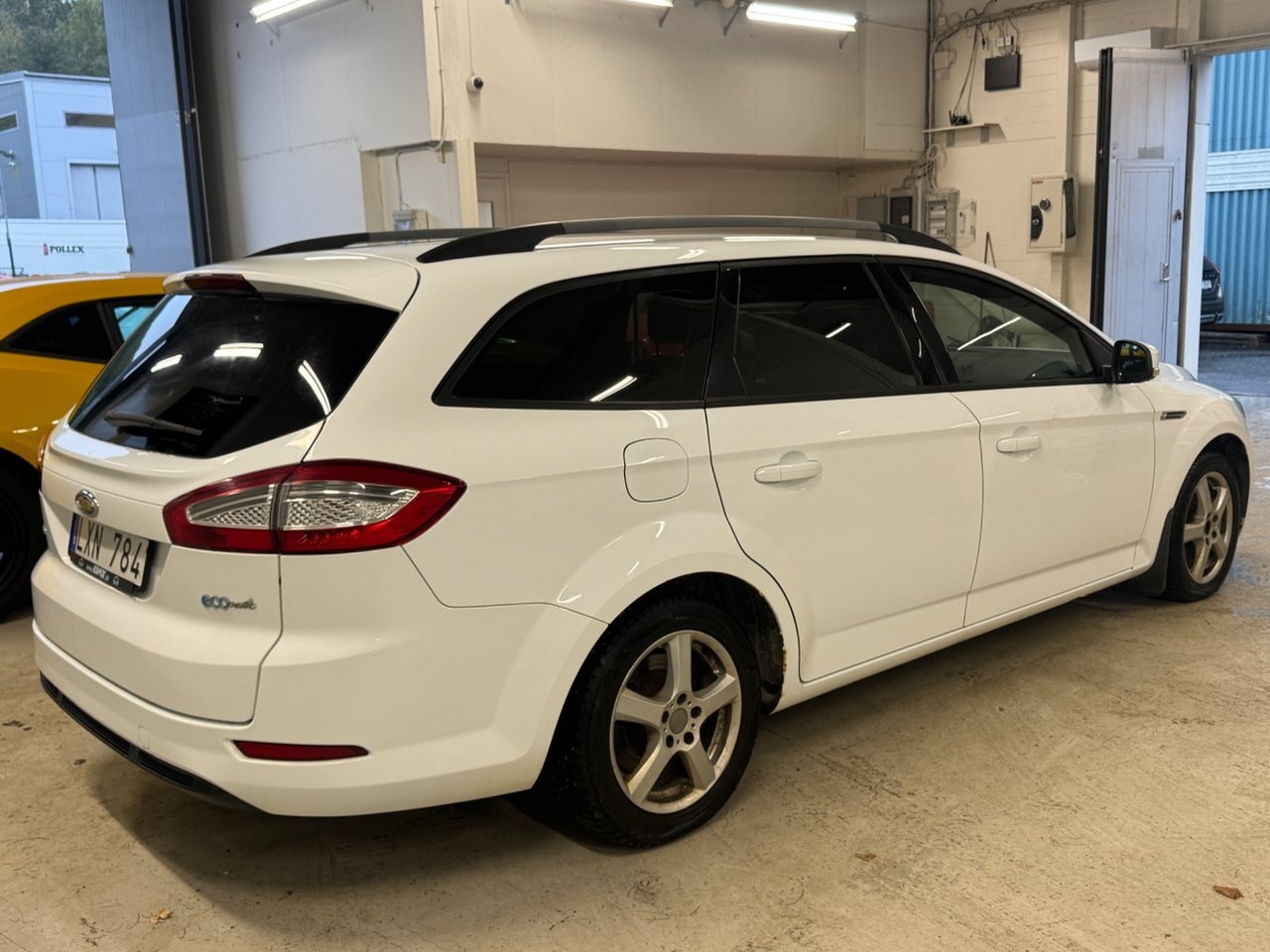 Ford Mondeo Kombi 1.6 TDCi Trend Euro 5 2011, bild 4/10