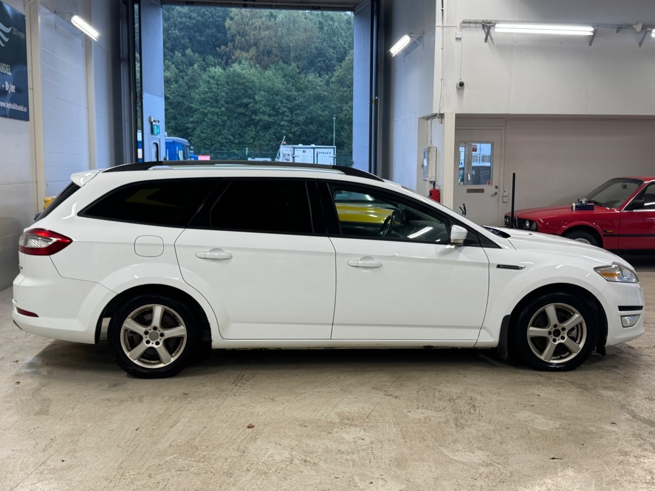 Ford Mondeo Kombi 1.6 TDCi Trend Euro 5 2011, bild 5/10