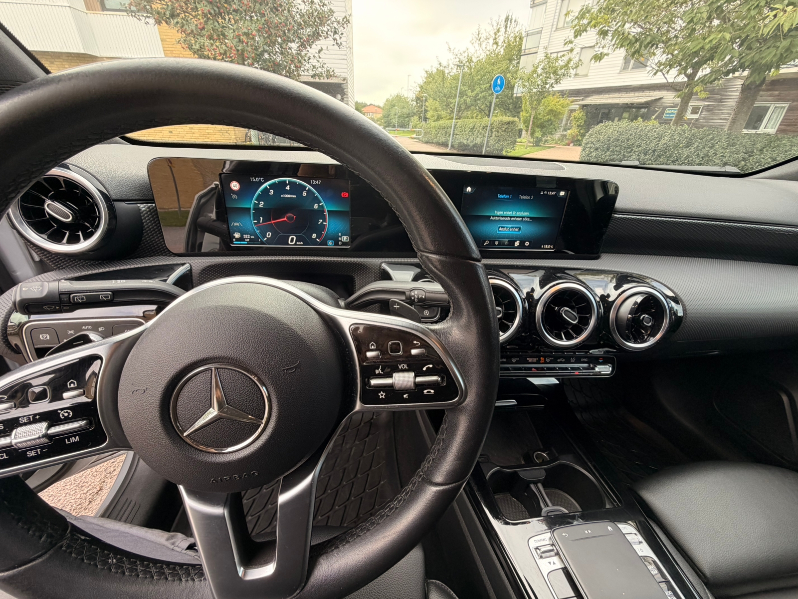 Mercedes-Benz A 180 7G-DCT 2020, bild 2/10
