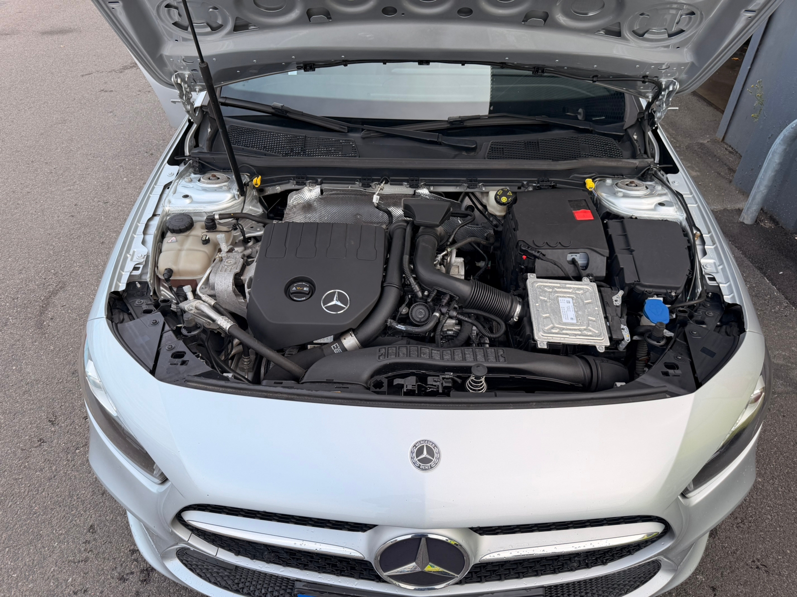 Mercedes-Benz A 180 7G-DCT 2020, bild 6/10
