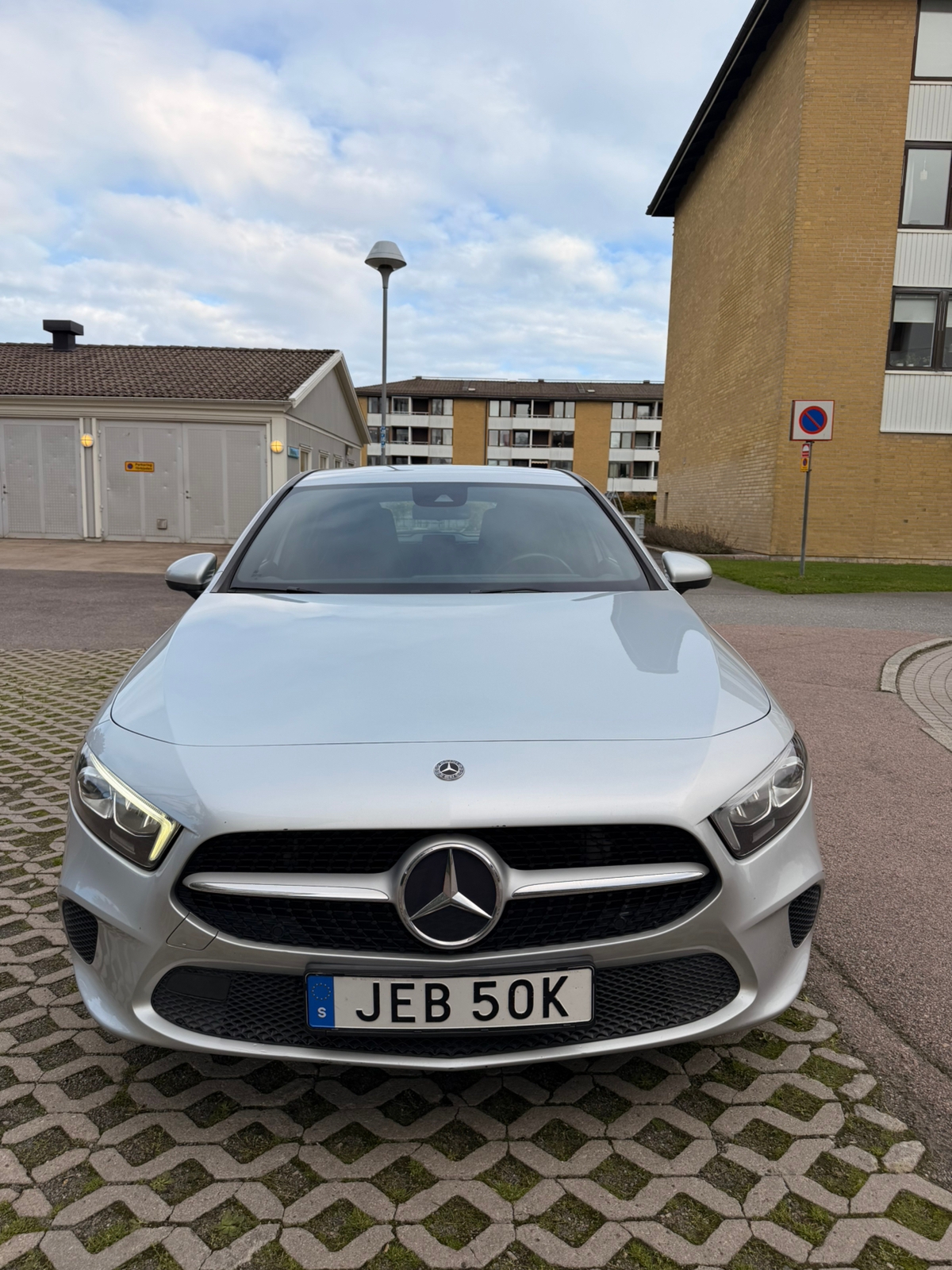 Mercedes-Benz A 180 7G-DCT 2020, bild 3/10