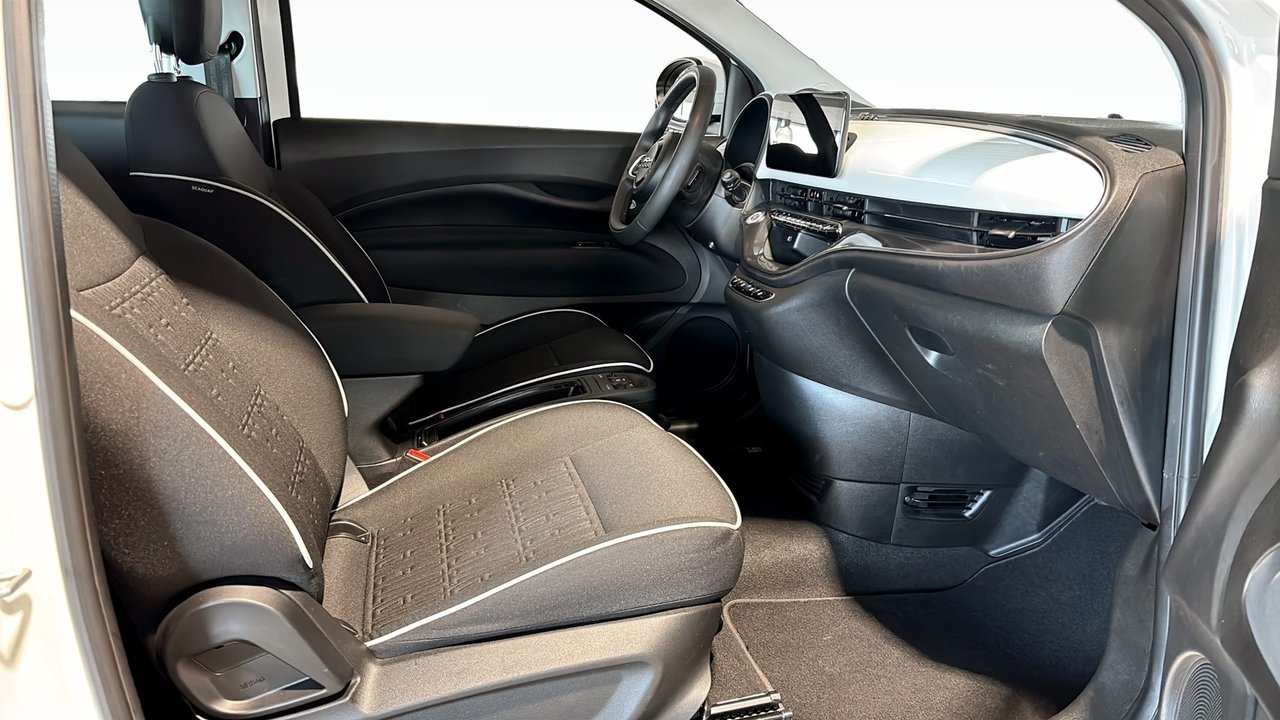 Fiat 500e 500 BEV HB 2023, bild 3/10