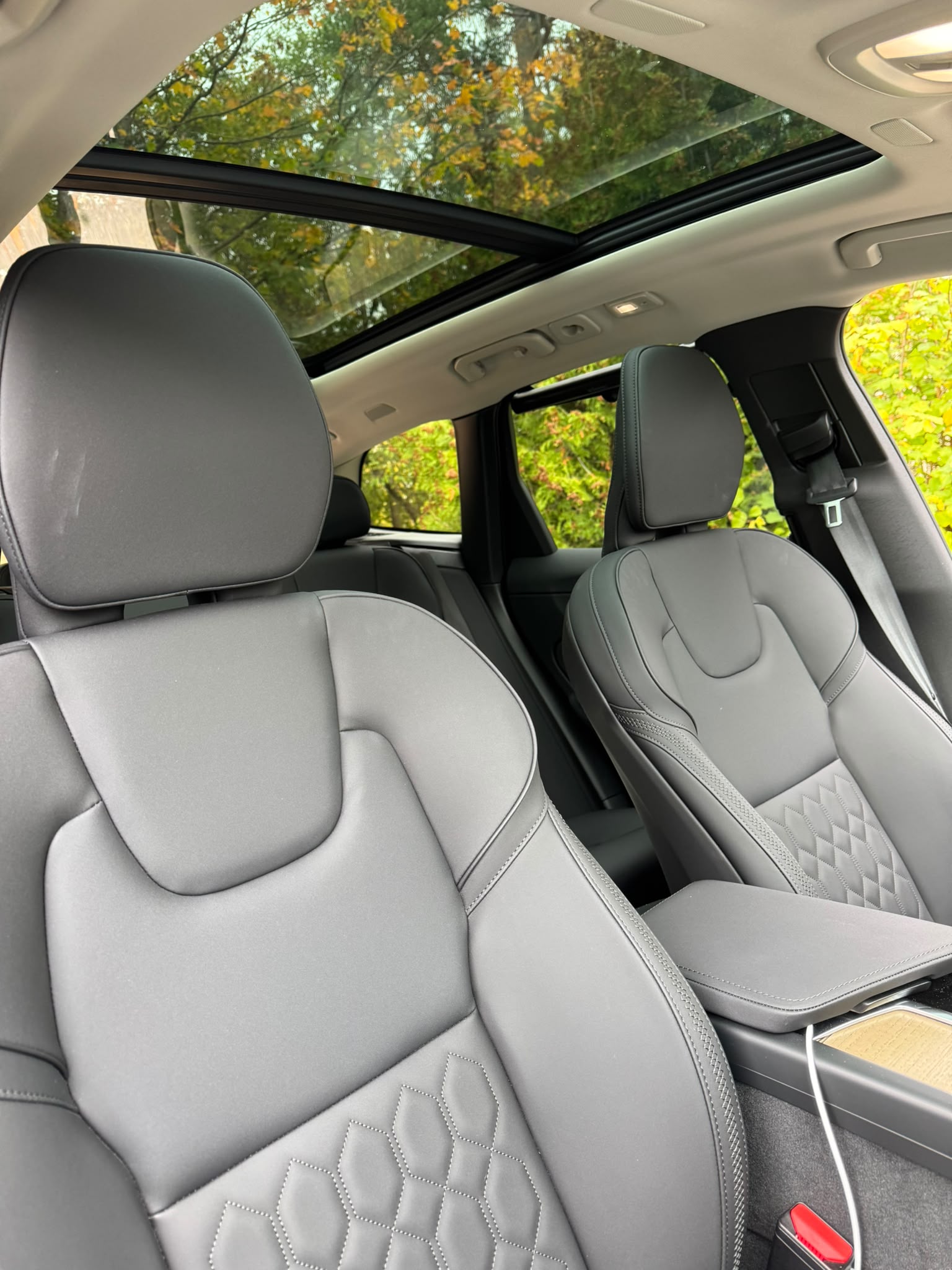 Volvo XC60 T6 Plus Dark 2026, bild 7/10