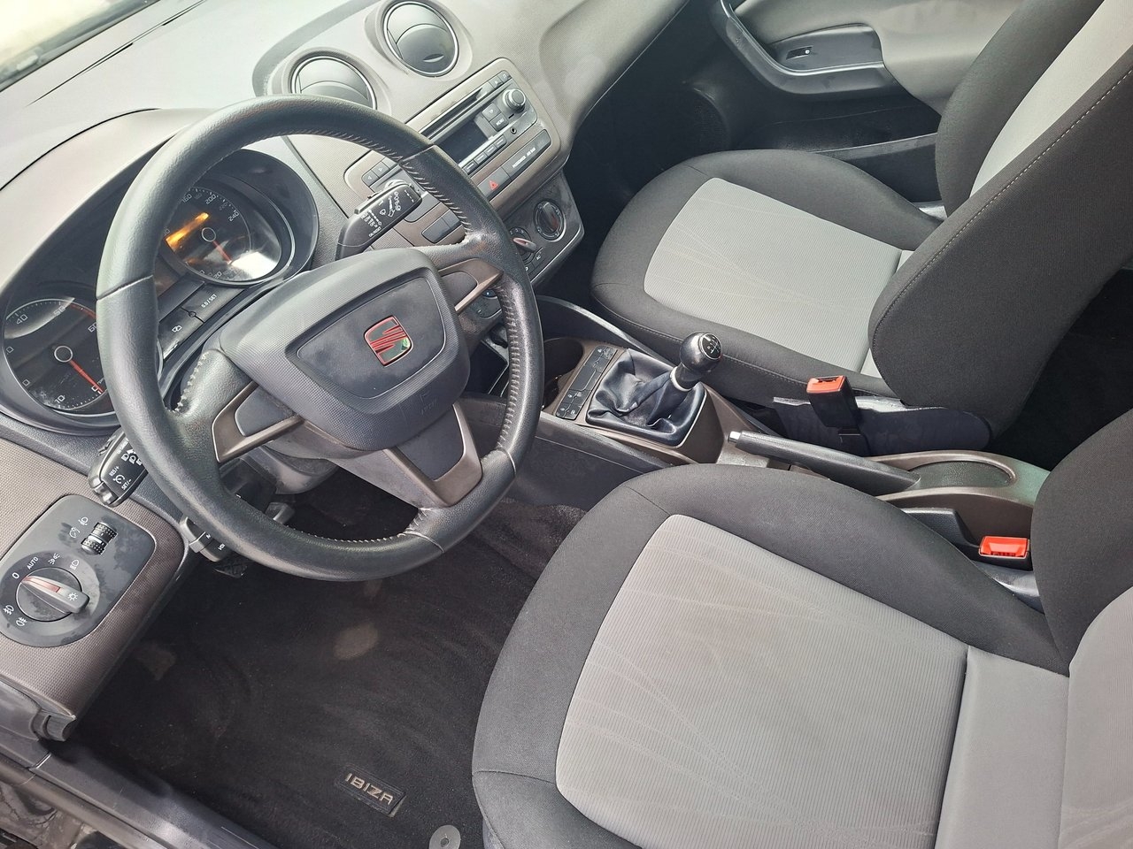 Seat Ibiza 2013, bild 6/8