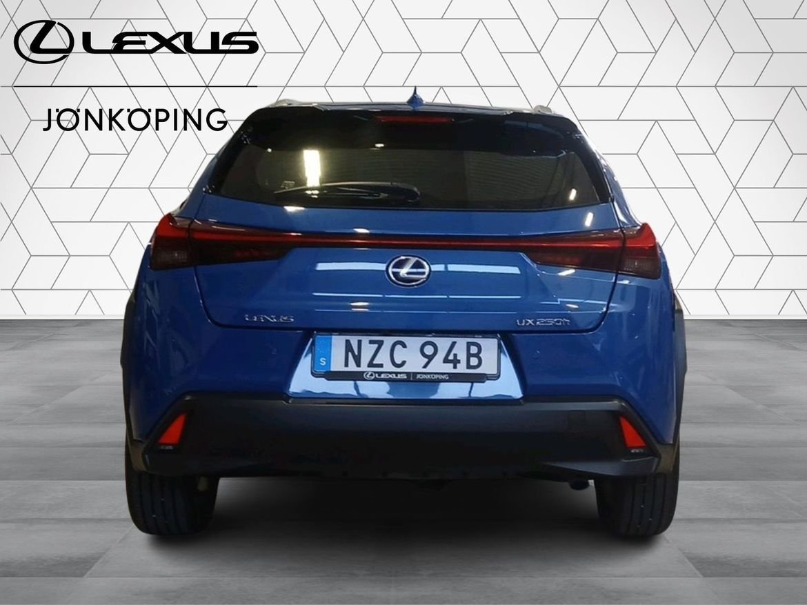 Lexus UX 250h Comfort 2021, bild 6/10