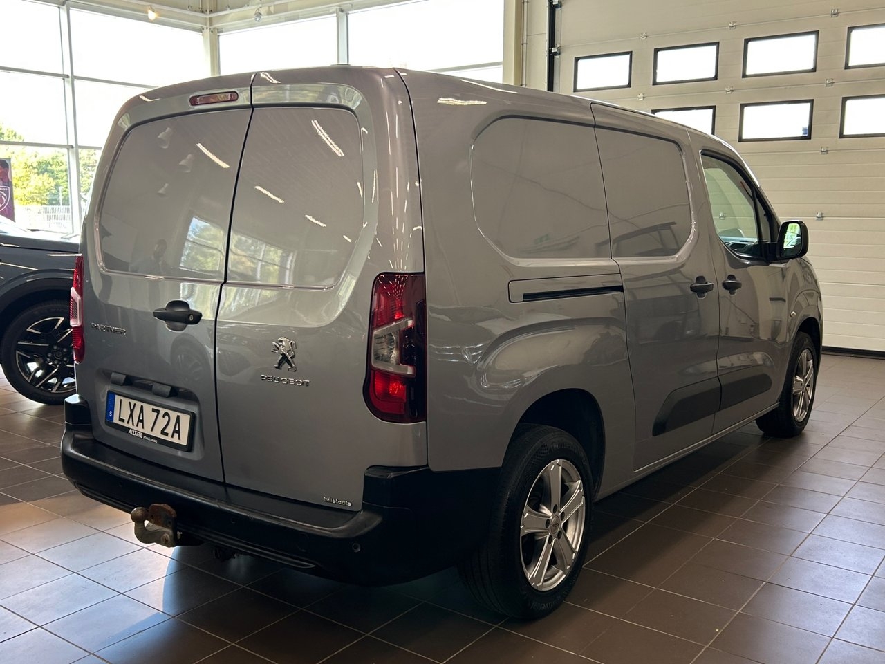 Peugeot Partner 1.5 BlueHDi 130 Pro 2019, photo 7/10